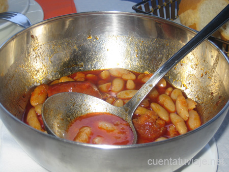 Fabada asturiana. Cangas de Onís (Asturias)